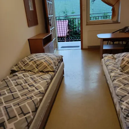 Vendégház Pokoje Goscinne Pod Debem 3*